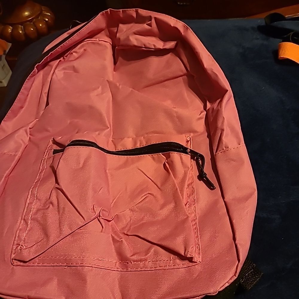 Classic Backpack - Picture 1 of 4